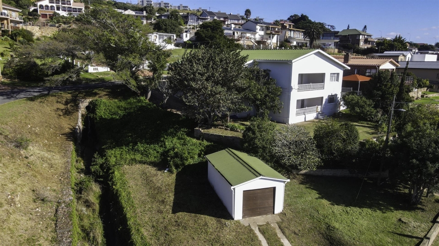 7 Bedroom Property for Sale in De Bakke Western Cape